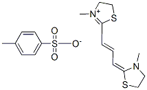 4,5-dihydro-3-methyl-2-[3-(3-methylthiazolidin-2-ylidene)prop-1-enyl]thiazolium toluene-p-sulphonate Struktur